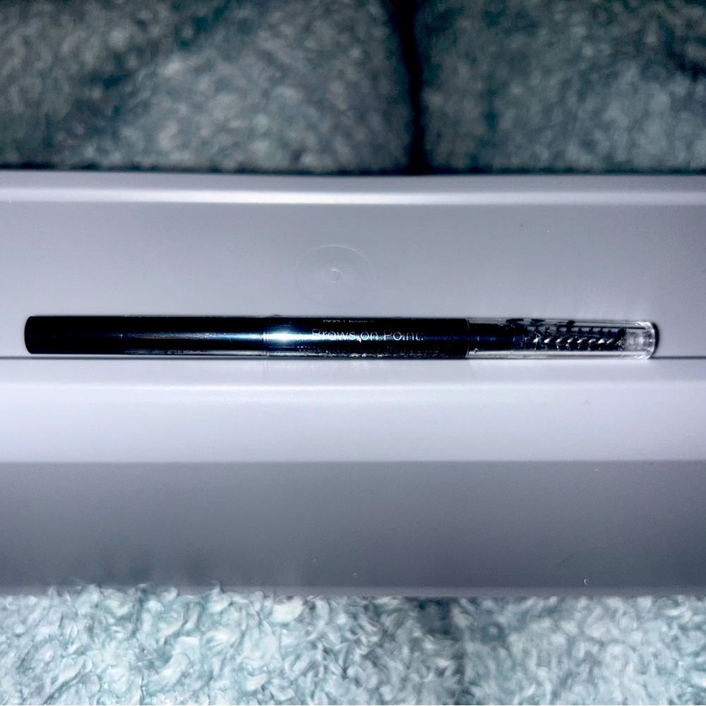 Billion dollar brows, blonde brow pencil